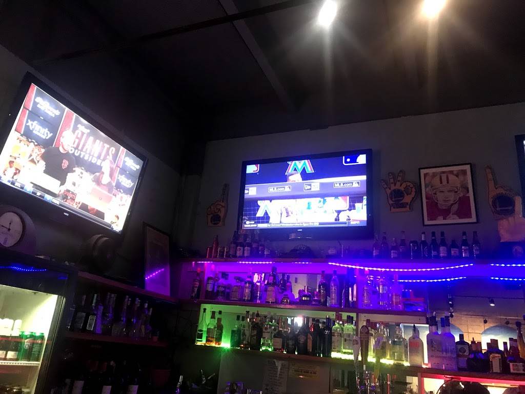 Petes 881 Club | restaurant | 721 Lincoln Ave, San Rafael, CA 94901, USA | 4154535888 OR +1 415-453-5888