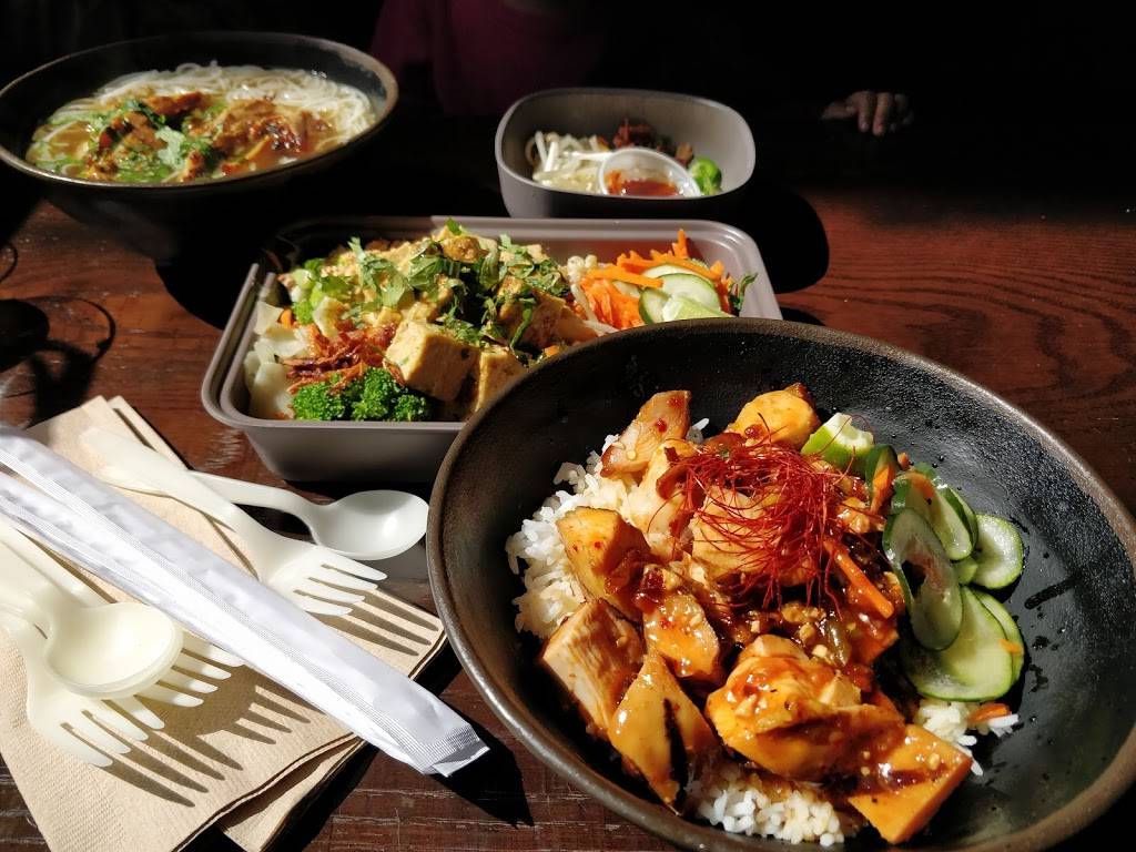 Asian Box | restaurant | 2031 Chestnut St, San Francisco, CA 94123, USA | 4152883688 OR +1 415-288-3688