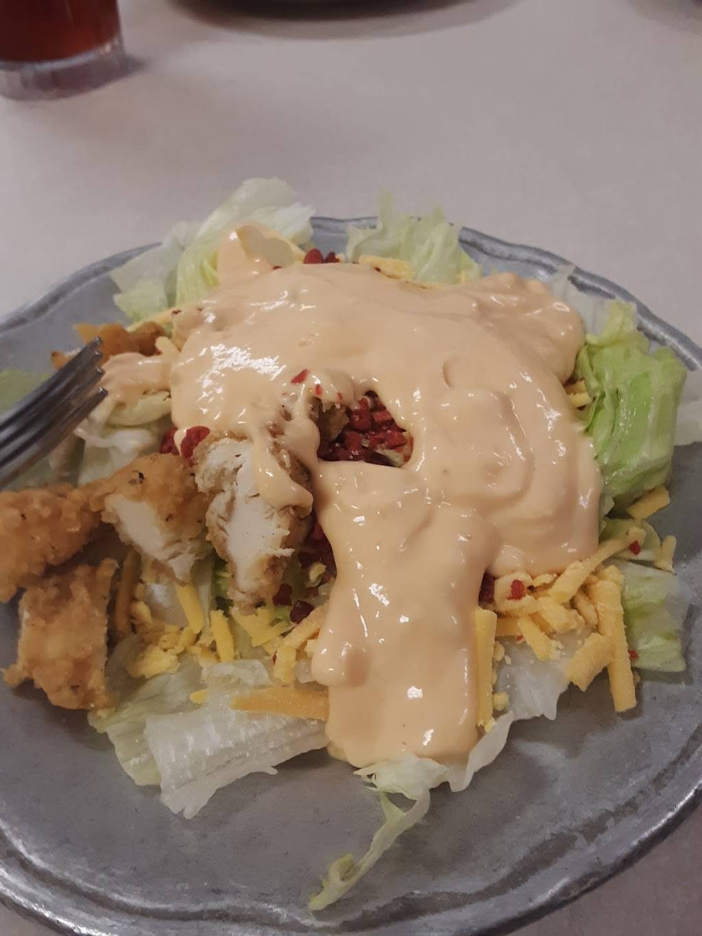 Shoneys - Morristown | meal takeaway | 1933 W Andrew Johnson Hwy, Morristown, TN 37814, USA | 4235810800 OR +1 423-581-0800