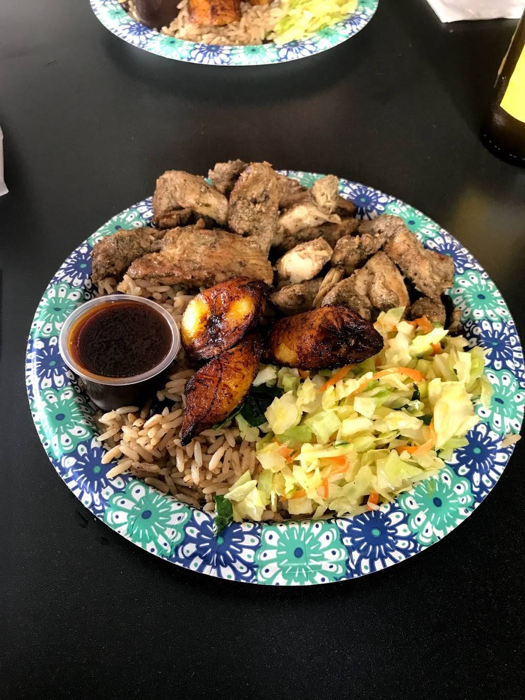Jamaican Reggae Grill | restaurant | 622 S Rangeline Rd, Carmel, IN 46032, USA | 3176637630 OR +1 317-663-7630