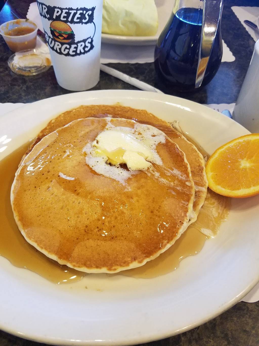 Mr Petes Patio | restaurant | 7811 Firestone Blvd, Downey, CA 90241, USA | 5628617899 OR +1 562-861-7899