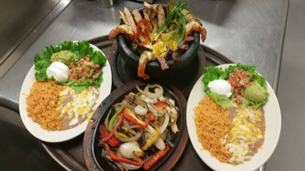 Cha Chas Mexican Restaurant | restaurant | 1950 FM157, Mansfield, TX 76063, USA | 8174738363 OR +1 817-473-8363
