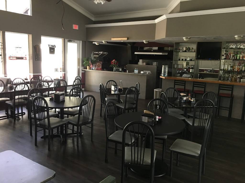 Nolas Cajun Po Boys & Seafood In The Meadowbrook Golf Club | restaurant | 3200 NW 98 St, Gainesville, FL 32606, USA | 3526726752 OR +1 352-672-6752