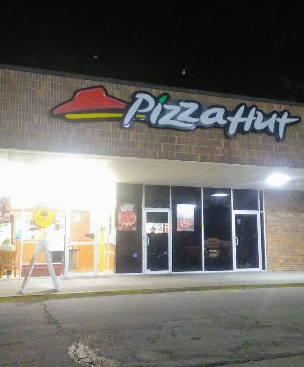 Pizza Hut | meal takeaway | 3801 Nameoki Rd, Granite City, IL 62040, USA | 6184518855 OR +1 618-451-8855