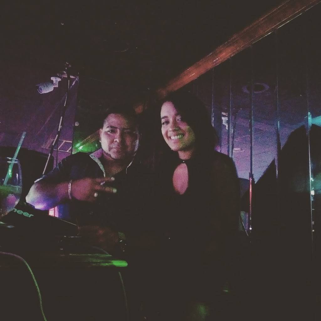 La Carreta | restaurant | 6912 Bergenline Ave, Guttenberg, NJ 07093, USA | 2018680285 OR +1 201-868-0285