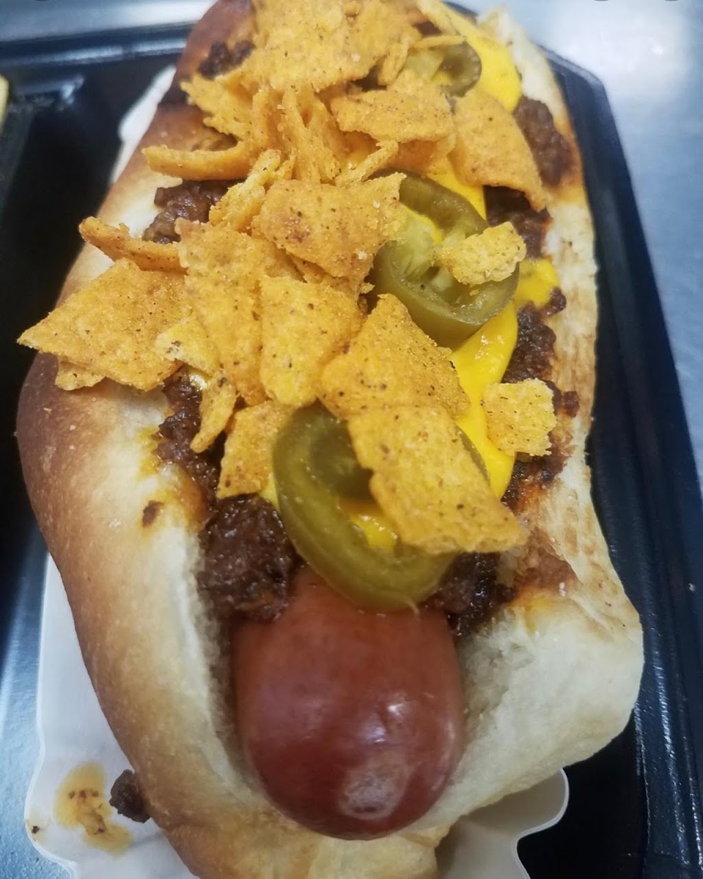 Flavorz express | restaurant | 9149 E Jefferson Upper, Detroit, MI 48214, USA | 3134691279 OR +1 313-469-1279