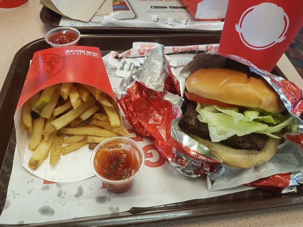 Wendys | restaurant | 1589 Naperville Wheaton Rd, Naperville, IL 60563, USA | 6303559373 OR +1 630-355-9373