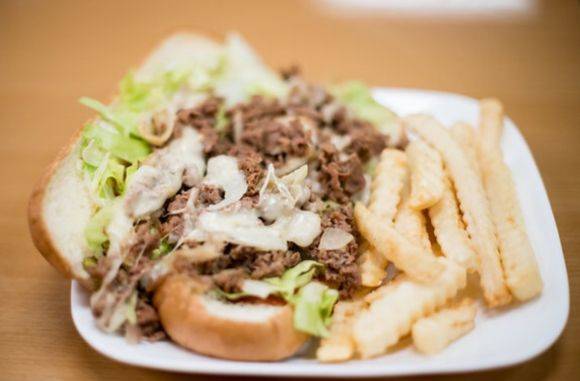 Americas Best Wings | restaurant | 147 S 69th St, Upper Darby, PA 19082, USA | 6107341414 OR +1 610-734-1414