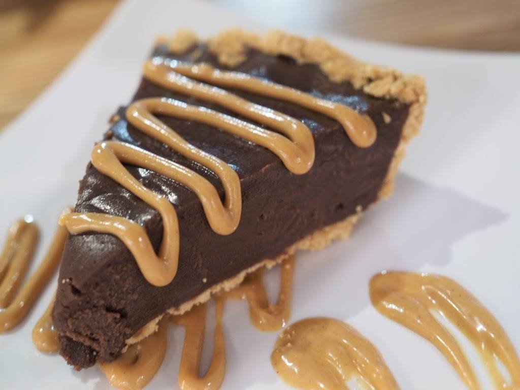 Riviera House | restaurant | 1708 S Catalina Ave, Redondo Beach, CA 90277, USA | 3105408484 OR +1 310-540-8484