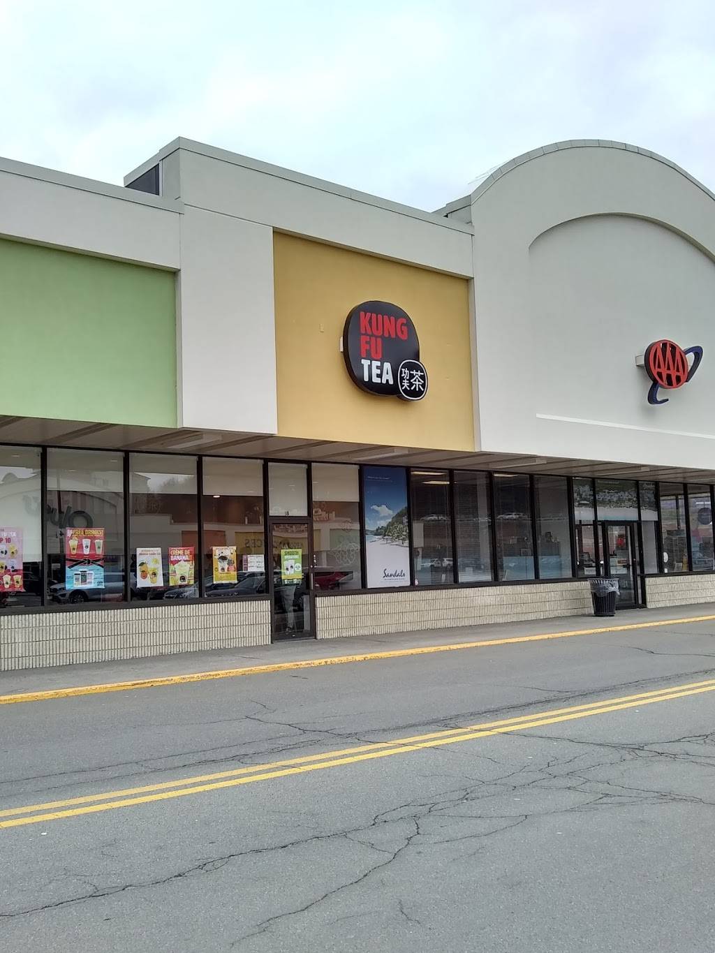 Kung Fu Tea | cafe | Campus Plaza, 3701 Vestal Pkwy E #8, Vestal, NY 13850, United States | 9176054963 OR +1 917-605-4963