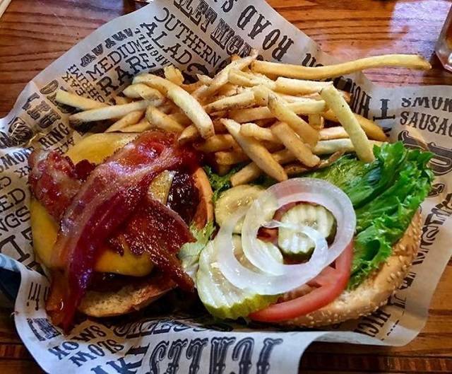 Calhouns Restaurants | restaurant | 6515 Kingston Pike, Knoxville, TN 37919, USA | 8656733377 OR +1 865-673-3377