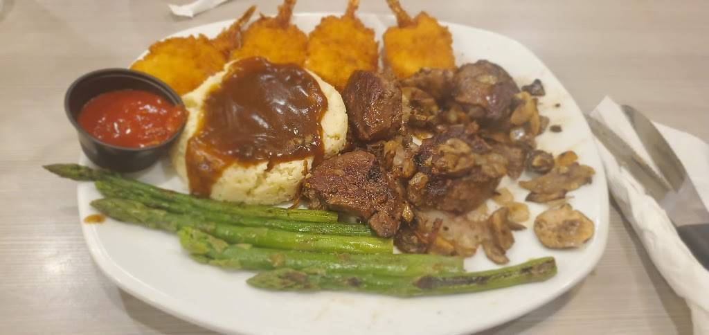 Perkins Restaurant & Bakery | restaurant | 1495 County B Rd W, Roseville, MN 55113, USA | 6516338080 OR +1 651-633-8080