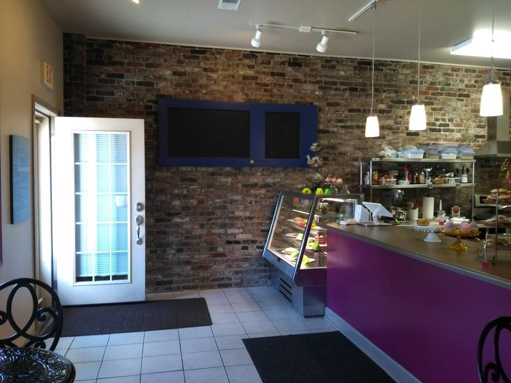 Lelulos | restaurant | 13 N Court St, Crown Point, IN 46307, USA | 2192264599 OR +1 219-226-4599