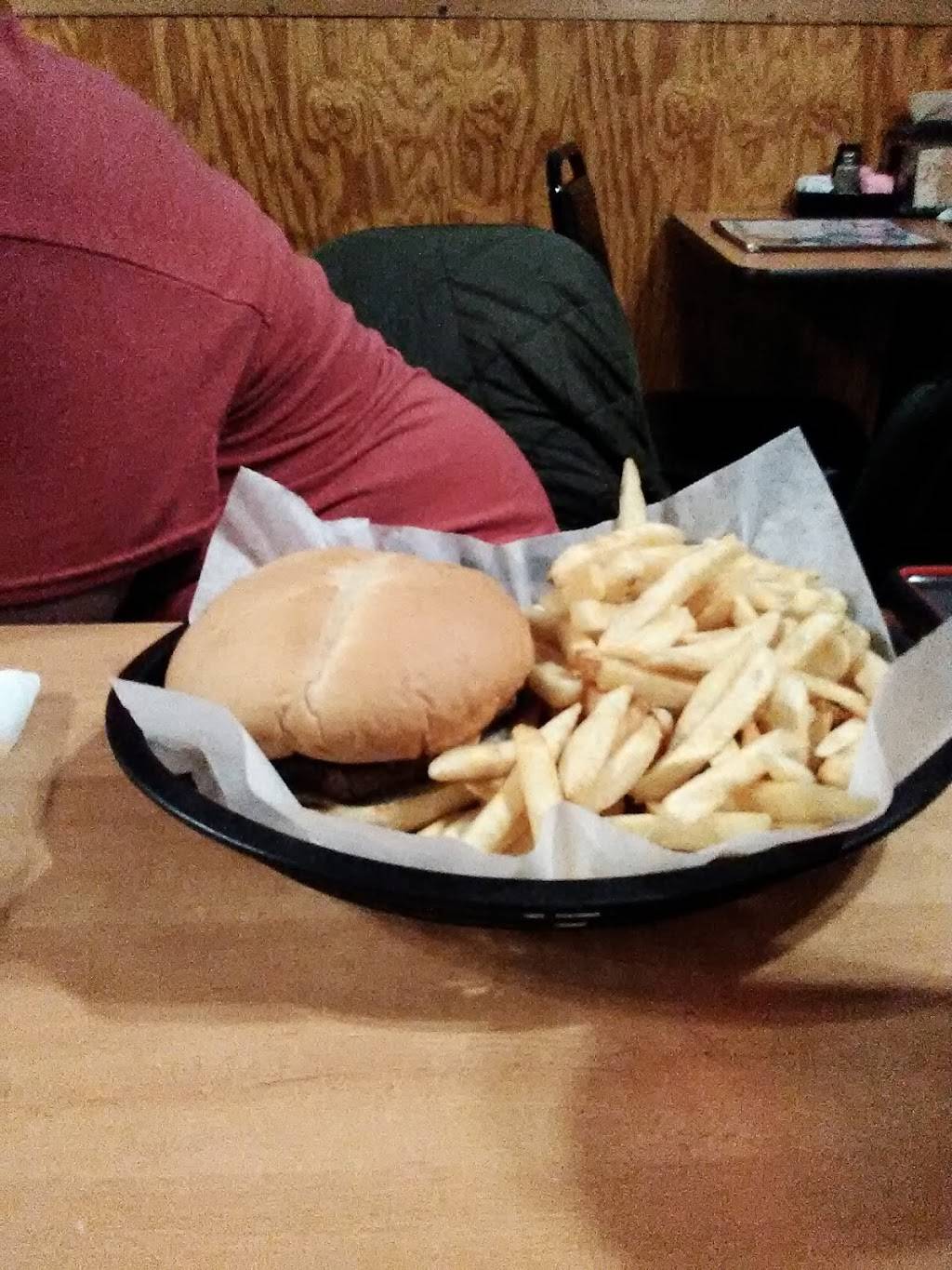 Dodsons On Broadway | restaurant | 313 W Broadway St, New Lexington, OH 43764, USA | 7403421100 OR +1 740-342-1100