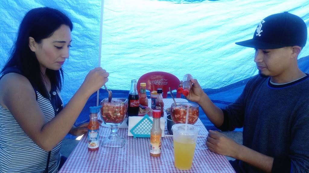 "Mariscos La Bufadora" de el GUERO | restaurant | Av. Flores Magón & Ignacio Ramírez, Salvatierra, 22607 Tijuana, BCS, Mexico | 016643879160 OR +52 664 387 9160