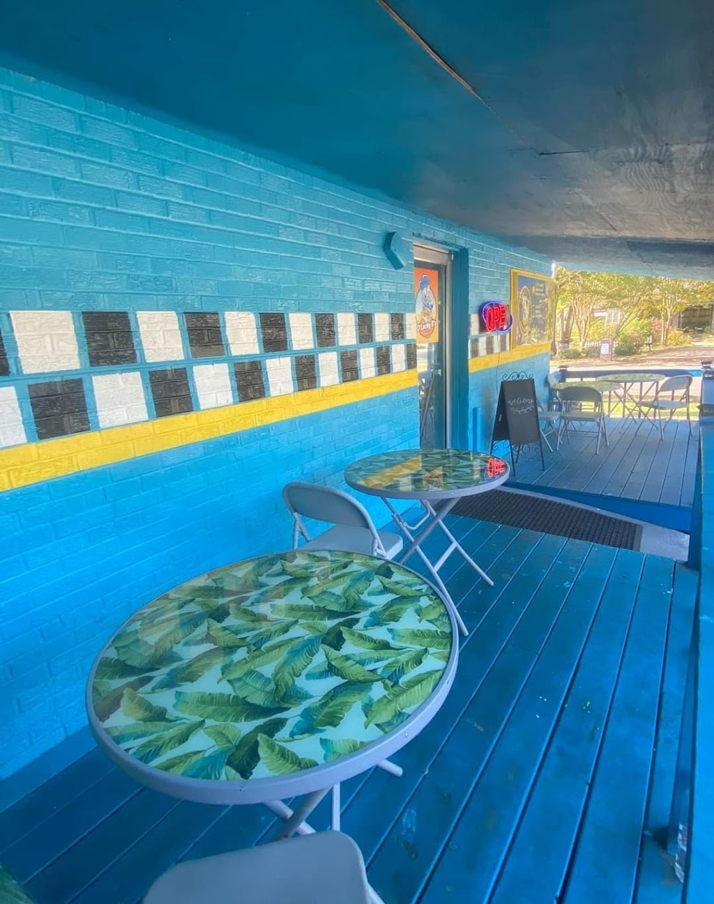 OLucky Bs Famous Nachos | restaurant | 802 N Green St, Tupelo, MS 38804, USA | 6624868158 OR +1 662-486-8158