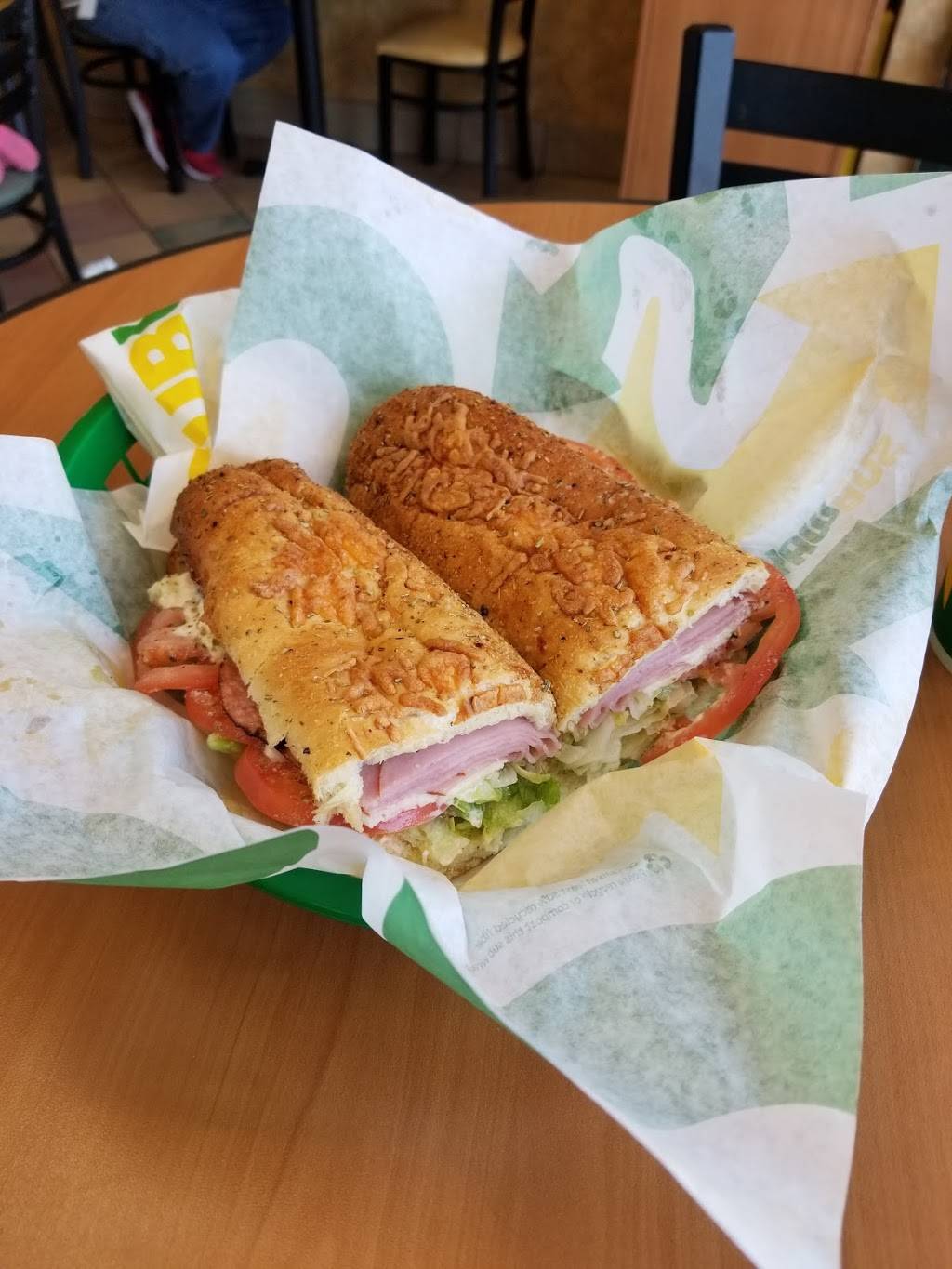 Subway Restaurants | restaurant | 3753 Ulmerton Rd, Clearwater, FL 33762, USA | 7275729388 OR +1 727-572-9388