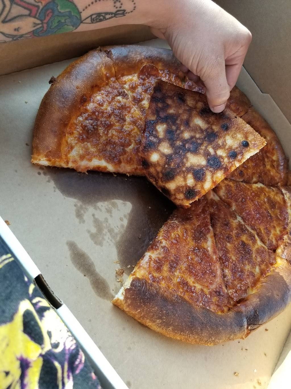 Village Pizza & Seafood | restaurant | 3910 Fairmont Pkwy L, Pasadena, TX 77504, USA | 2819989200 OR +1 281-998-9200