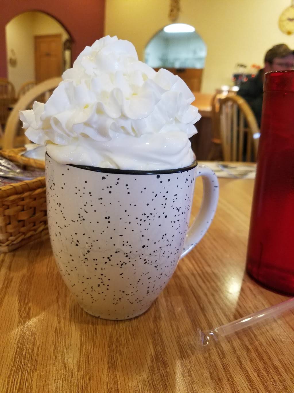 Red Rooster Restaurant | restaurant | 4330 CO-66, Longmont, CO 80504, USA | 9705350889 OR +1 970-535-0889