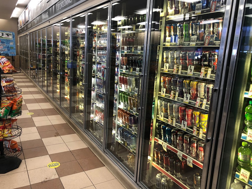 Holiday Stationstores | cafe | 110 Oakwood Dr E, Monticello, MN 55362, USA | 7632953675 OR +1 763-295-3675