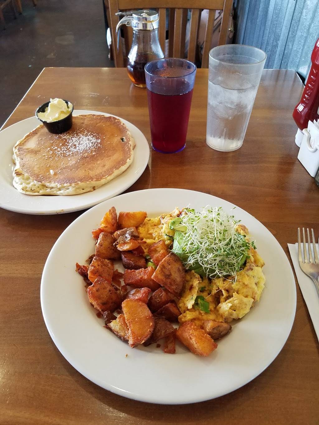 Frankie and Lolas Front Street Cafe | cafe | 1154 Front St, Morro Bay, CA 93442, USA | 8057719306 OR +1 805-771-9306