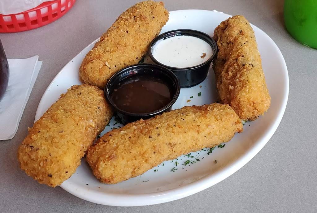 Pluckers | restaurant | 15651 I-10 W, San Antonio, TX 78249, USA | 2106009464 OR +1 210-600-9464