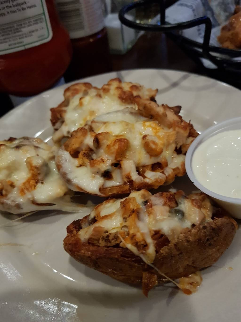 Doc OGradys | restaurant | 273 Nassau Blvd S, Garden City South, NY 11530, USA | 5162469614 OR +1 516-246-9614