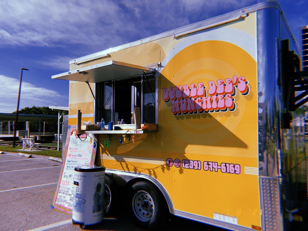 Double Dees Munchies | restaurant | Cape Coral, FL 33914, USA | 2396746169 OR +1 239-674-6169