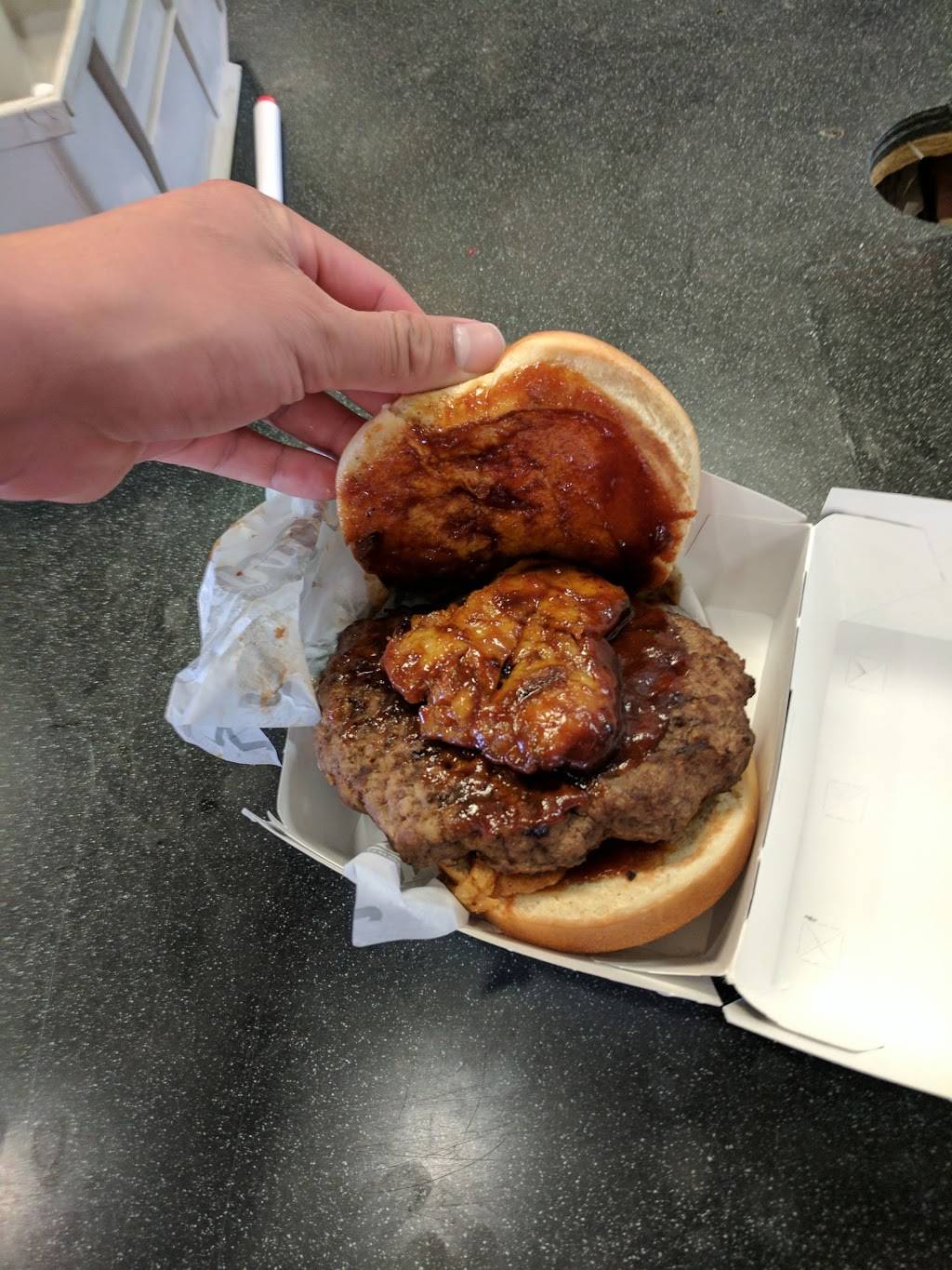 Carls Jr. | restaurant | 12358 Washington Blvd, Whittier, CA 90606, USA | 5627898045 OR +1 562-789-8045