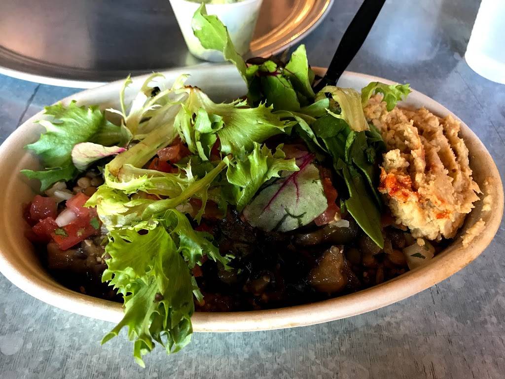 JJs Fusion Grille | restaurant | 2950 Curry Ford Rd, Orlando, FL 32806, USA | 4078022947 OR +1 407-802-2947