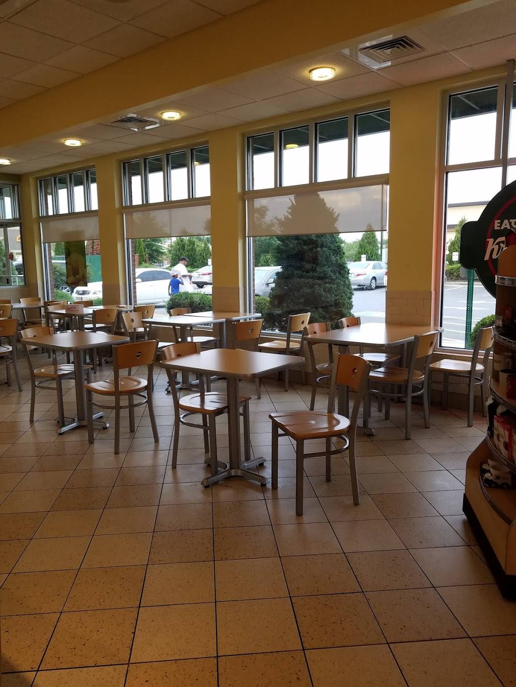 Krispy Kreme | bakery | 1891 Carl D. Silver Parkway, Fredericksburg, VA 22401, USA | 5407854368 OR +1 540-785-4368