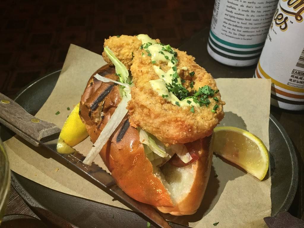 L & E Oyster Bar | restaurant | 1637 Silver Lake Blvd, Los Angeles, CA 90026, USA | 3236602255 OR +1 323-660-2255