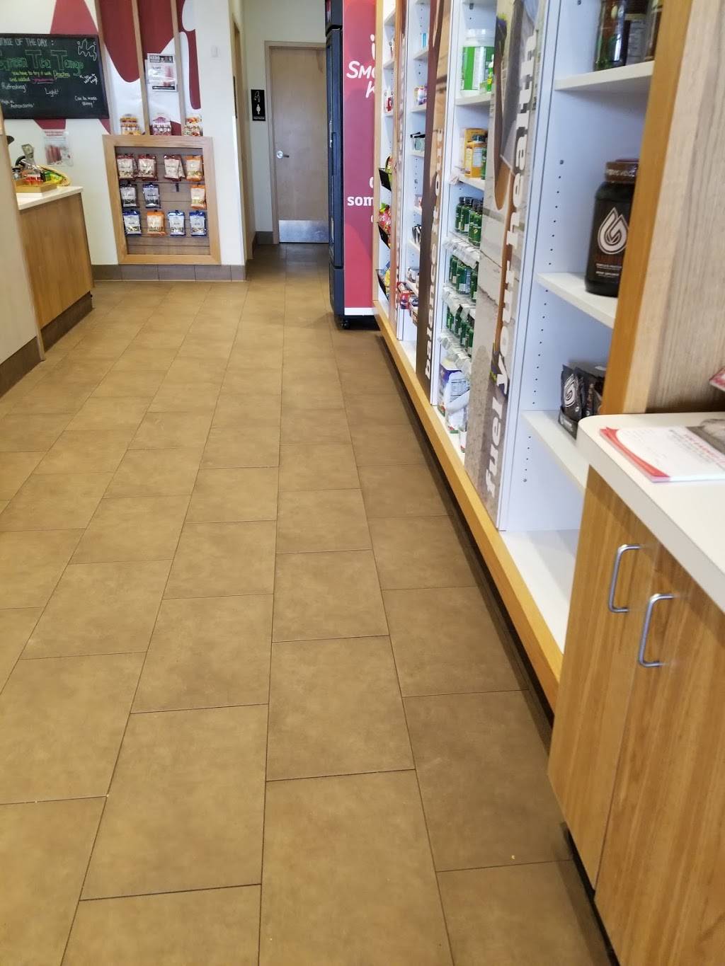 Smoothie King | restaurant | 909 E Whitestone Blvd Ste. B, Cedar Park, TX 78613, USA | 5122591173 OR +1 512-259-1173