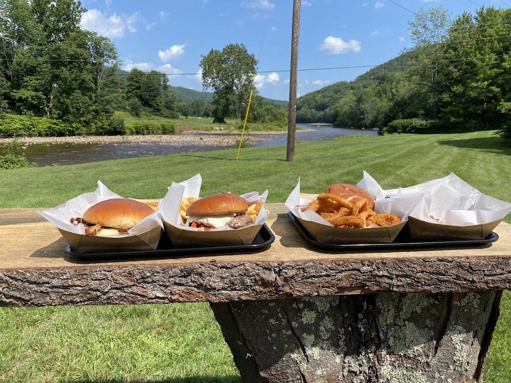 The Boathouse Galley | restaurant | 17 S River Rd, Charlemont, MA 01339, USA | 4133398478 OR +1 413-339-8478