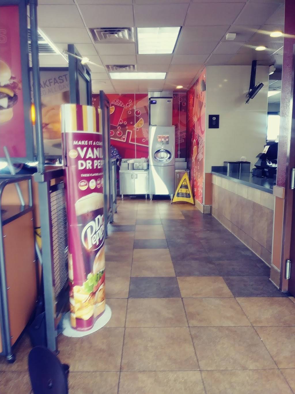 Jack in the Box | restaurant | 2709 Reed Rd, Houston, TX 77051, USA | 7132640832 OR +1 713-264-0832