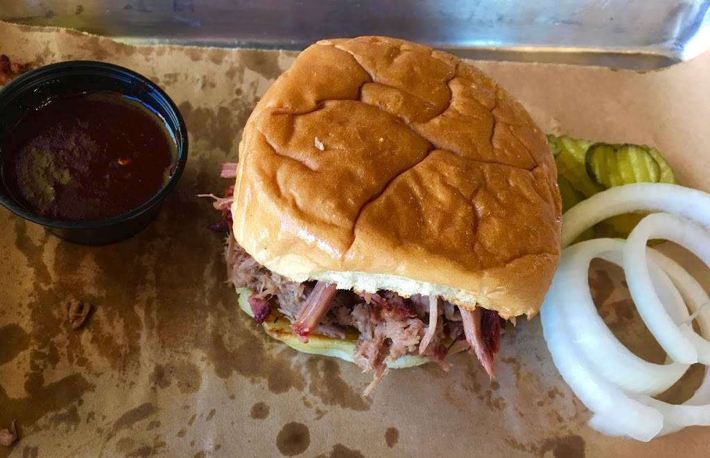 Dickeys Barbecue Pit | restaurant | 5801 University Ave, San Diego, CA 92115, USA | 6195429704 OR +1 619-542-9704