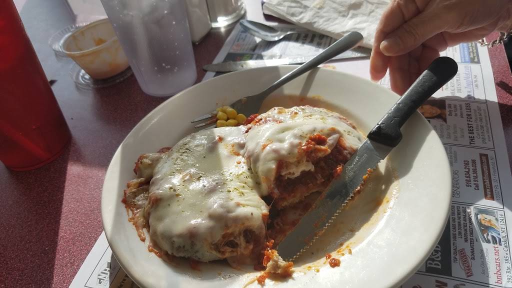 Marcos | restaurant | 2510 Rte 9W, Ravena, NY 12143, USA | 5187567666 OR +1 518-756-7666