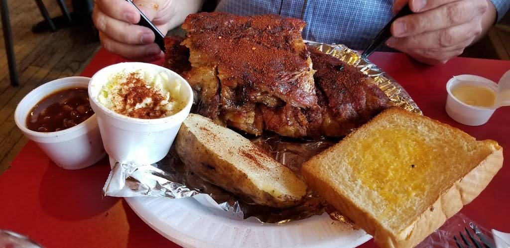 Rib Cage | restaurant | 14820 TN-57, Pickwick Dam, TN 38365, USA | 7316893637 OR +1 731-689-3637