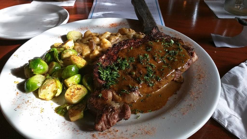 Bourbon Street Bar and Grill | restaurant | 401 S Meridian, Puyallup, WA 98371, USA | 2536044404 OR +1 253-604-4404