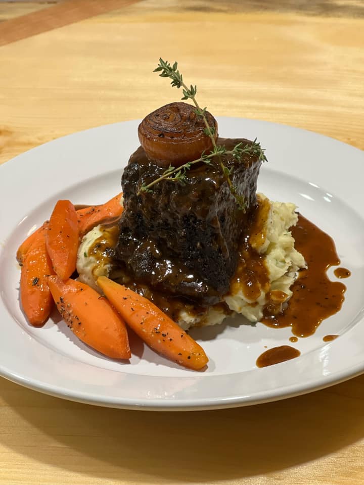 The White Duck Brew Pub | restaurant | 2527 US-202, Winthrop, ME 04364, USA | 2073955263 OR +1 207-395-5263