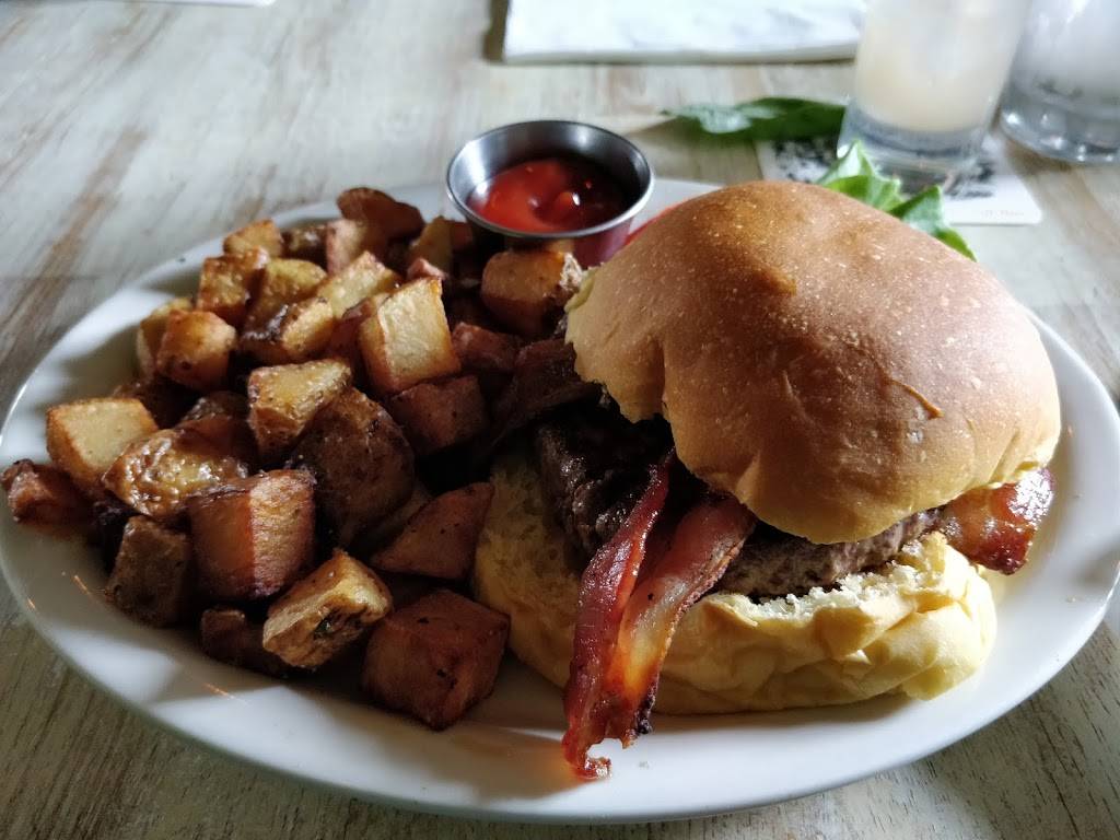 Cedar Point Bar & Kitchen | restaurant | 2370 E Norris St, Philadelphia, PA 19125, USA | 2154235400 OR +1 215-423-5400