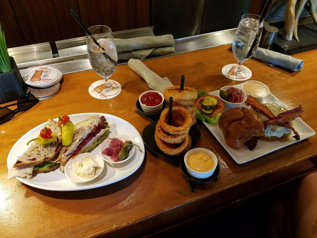 Brittlebush Bar & Grill | restaurant | 15636 N Clubgate Dr, Scottsdale, AZ 85254, USA | 4809053279 OR +1 480-905-3279