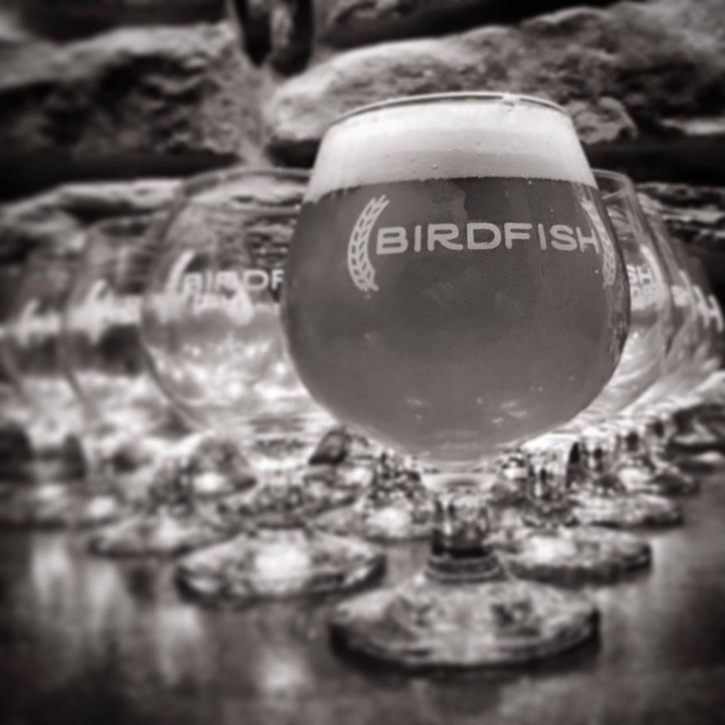 Birdfish Brewing Co. UP TOP | restaurant | 16 S Main St, Columbiana, OH 44408, USA | 3303339385 OR +1 330-333-9385