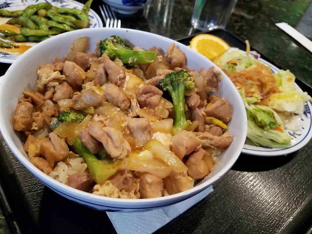 Tomodachi Sushi Bar & Restaurant | restaurant | 4390 Palm Ave, San Diego, CA 92154, USA | 6196909737 OR +1 619-690-9737