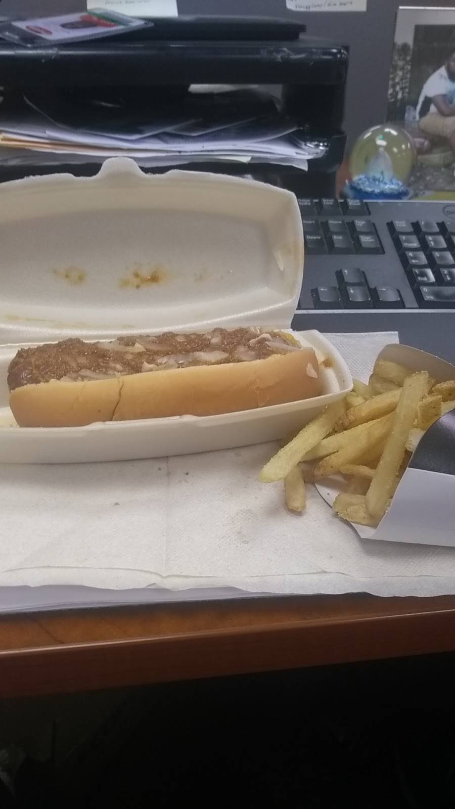 Hardees | restaurant | 1010 Bill Tuck Hwy, South Boston, VA 24592, USA | 4345721266 OR +1 434-572-1266