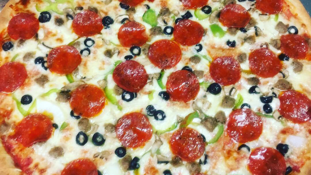 Massino’s Pizzeria | meal delivery | 9959 W 80th Ave, Arvada, CO 80005, USA | 3034249609 OR +1 303-424-9609