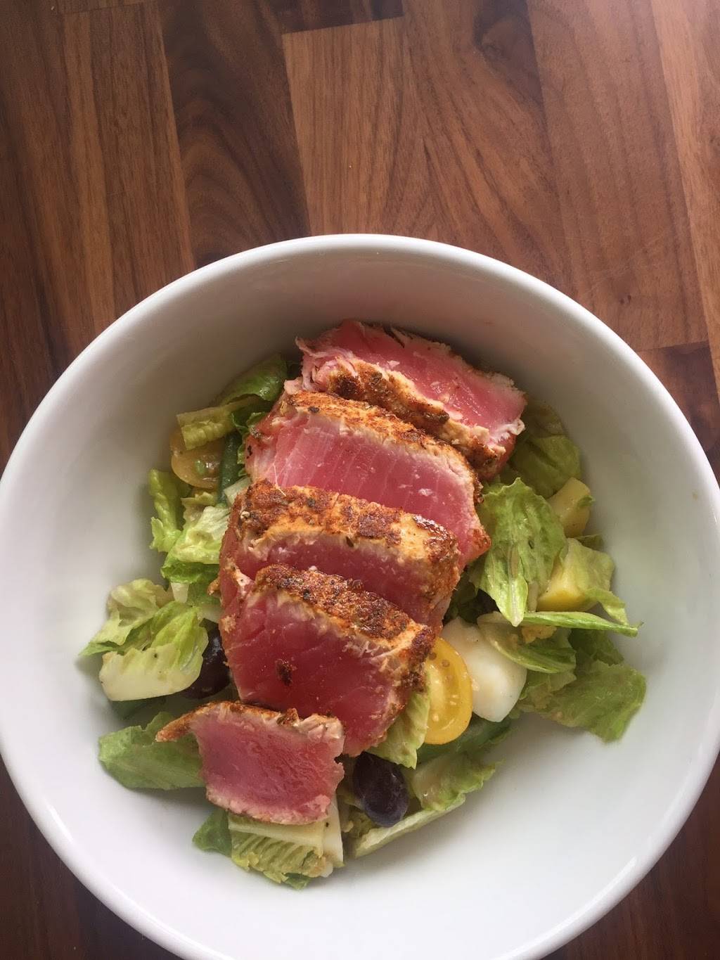 Hollywood Beach Cafe | cafe | 117 Los Altos St, Oxnard, CA 93035, USA | 8055902233 OR +1 805-590-2233