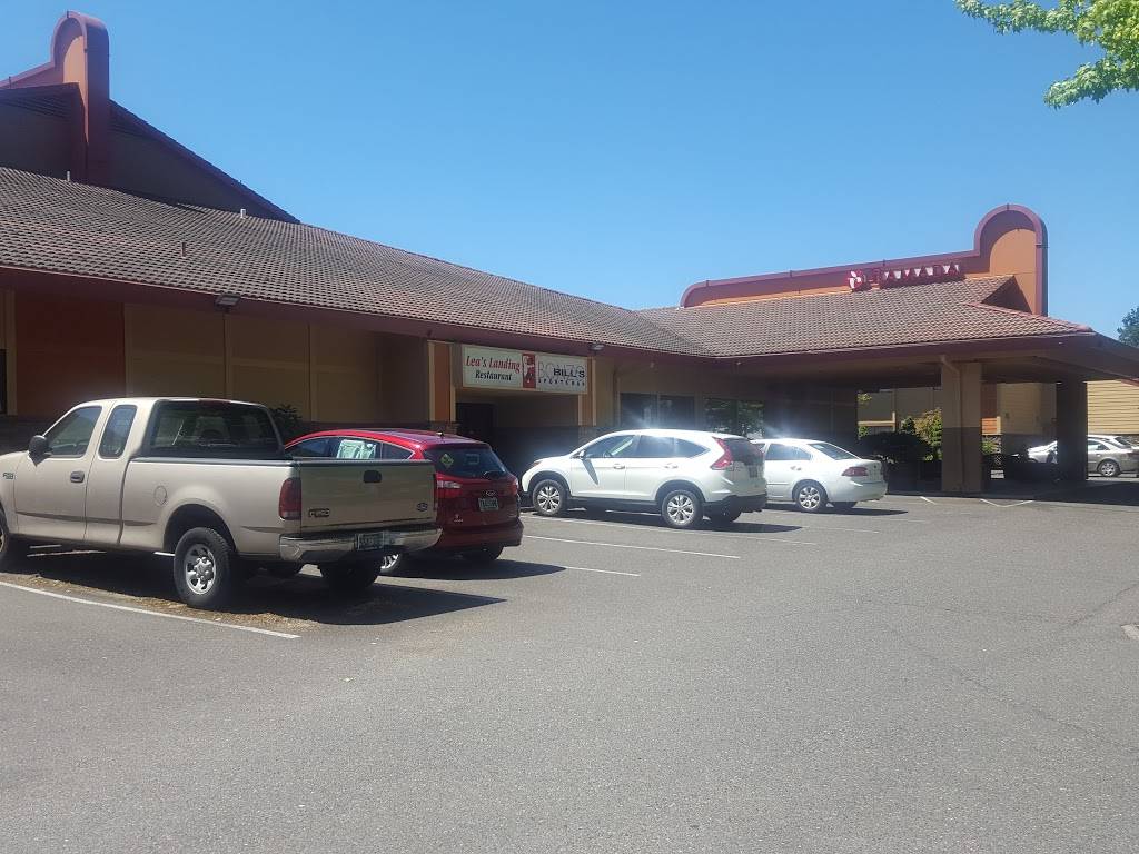 Leas Landing Restaurant & Lounge | restaurant | 6221 NE 82nd Ave, Portland, OR 97220, USA | 5032525151 OR +1 503-252-5151