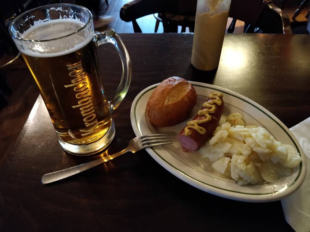 Gottscheer Hall | restaurant | 657 Fairview Ave, Ridgewood, NY 11385, USA | 7183663030 OR +1 718-366-3030