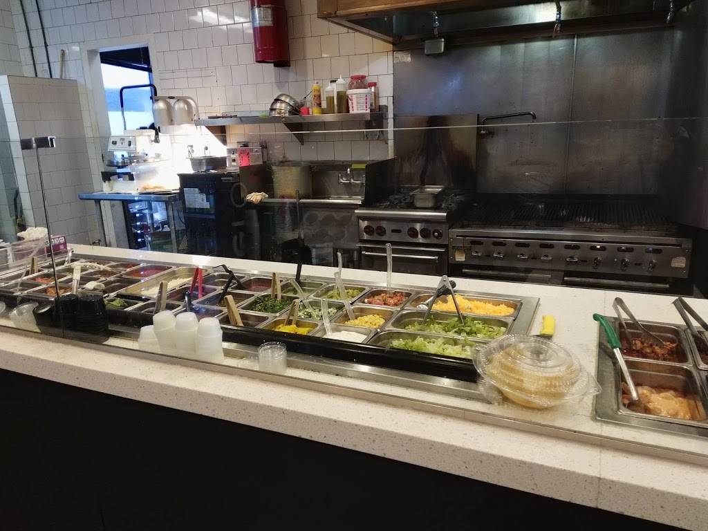 Pizzabilities | restaurant | 333 S Flower St, Los Angeles, CA 90071, USA | 2136283557 OR +1 213-628-3557